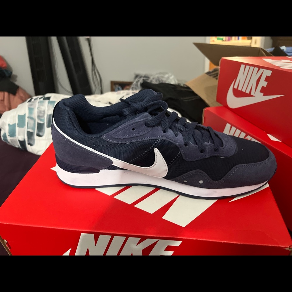 Nike Venture Running